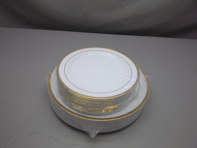 General Merchandise- 60 Pack Premium Heavy Duty Disposable Plastic Plates - MSRP $3,343