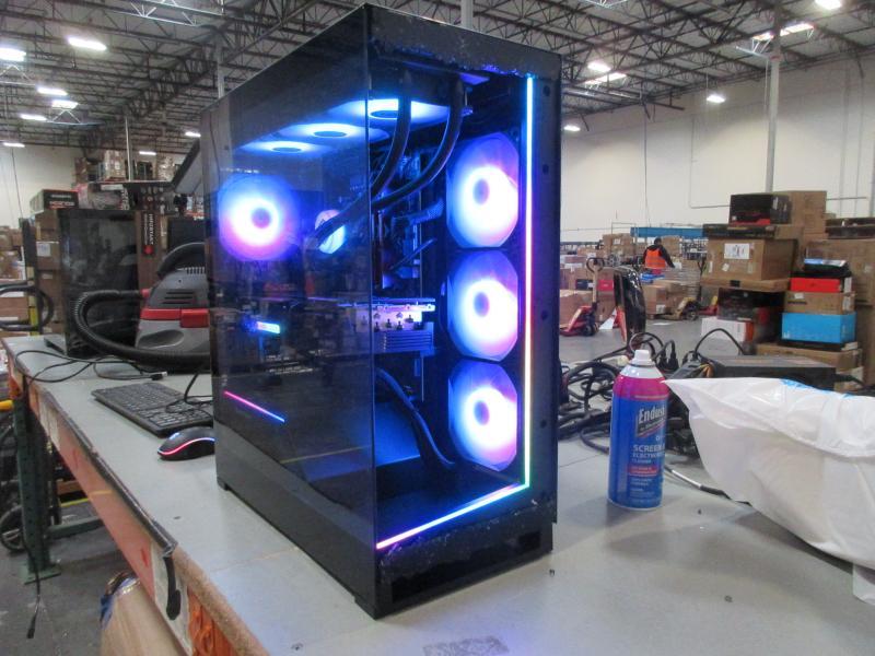 RX 9070 XT, High-Performance Desktop PC Lot & More - $4.5K - 2 Qty