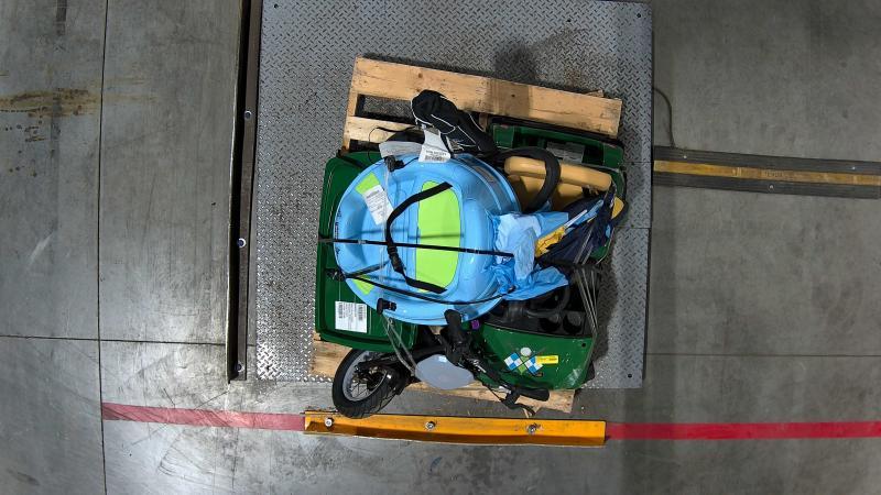 Power Wheels GOLF CART 12V RIDE, 6V AIR RIDER - MSRP $178