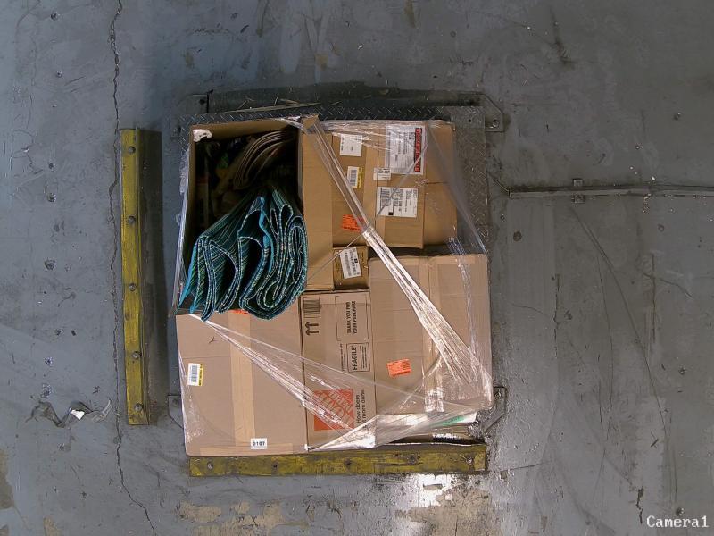 Flooring & Rugs - World Rug Gallery, HOMCOM, Ivy Hill Tile, ClosetMaid, Jeedeson, Garland Rug, VEVOR - Est Retail $961