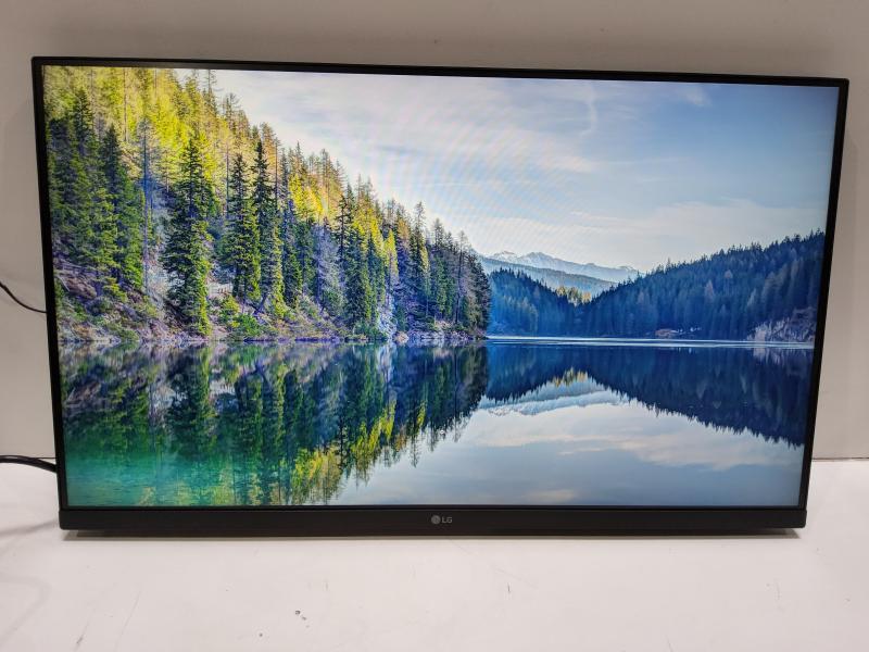 A Grade - LG 27" IPS 100Hz FHD LCD Monitor with AMD FreeSync Technology, Matte Black - MSRP $229