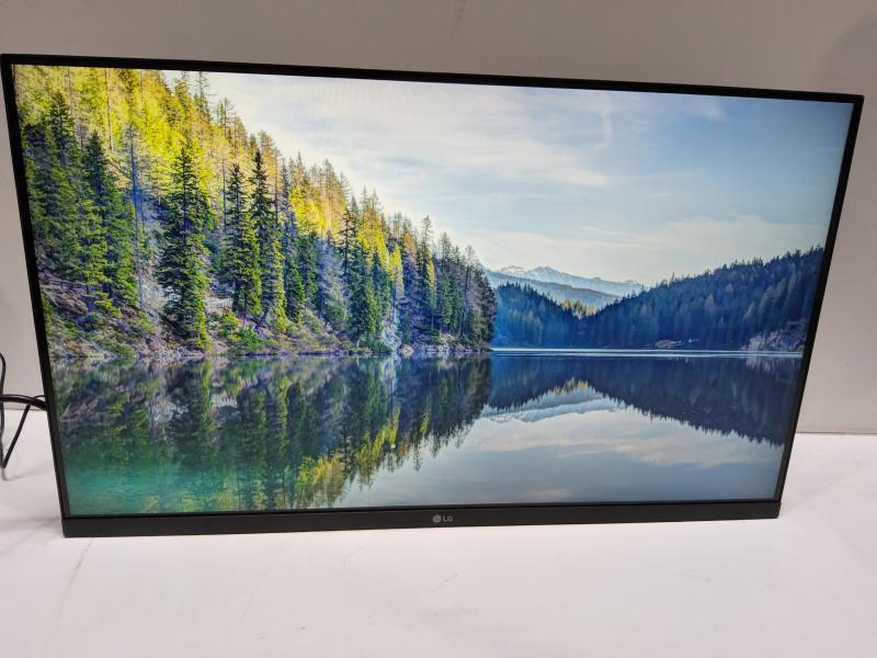 A Grade - LG 27" IPS 100Hz FHD LCD Monitor with AMD FreeSync Technology, Matte Black - MSRP $229