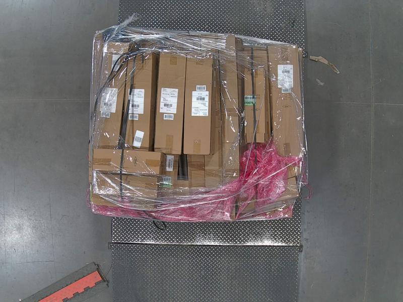 General Merchandise- Essentially Yours 5 Bar Curved Towel Rack, 8 Bar Horizontal Towel Rack - MSRP $2,615