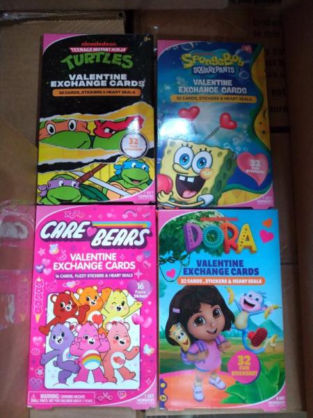 General Merch - JLab Earbuds, Playright Penguin, Festive Voice Heart Wreath - MSRP $9,833