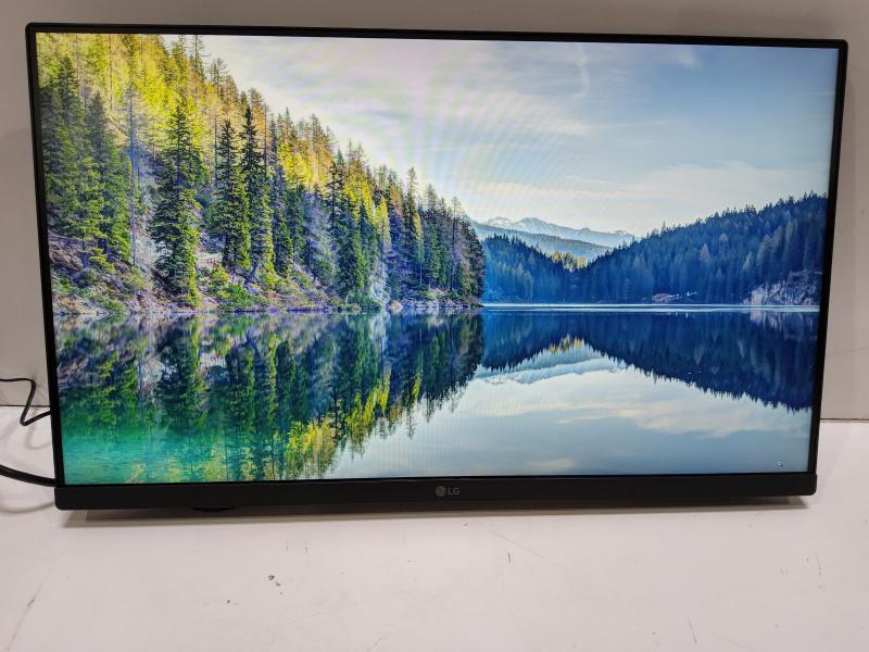 A Grade - LG 24" IPS 100Hz FHD LCD Monitor with AMD FreeSync Technology, Matte Black - MSRP $199