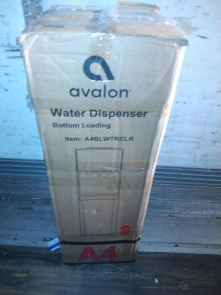 Unprocessed - AMZ LPNs - Avalon Water Dispenser, Oedro Floor Mats - MSRP $1,199