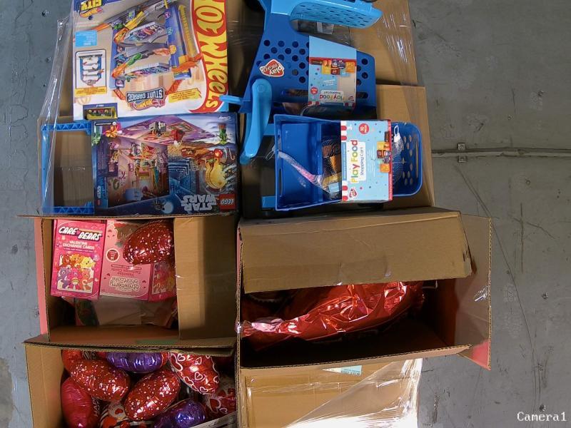 General Merch - Olive & June 12 Days of Mani Magic Advent Calendars, Zuru Pets Alive Mommy Duck & Baby - MSRP $7,003