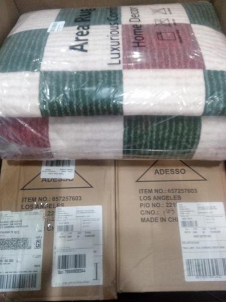 General Merchandise- RUG ROBOT 8'x10' Large Christmas Rugs, Home Decor Collection Table Lamp - MSRP $112