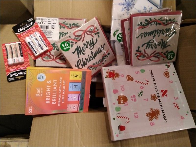 General Merch - Kenneth Cole Perfume, Festive Voice Pine Wreath, Miracle Headache Relief Wrap - MSRP $14,467