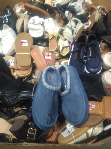 Luxury Department Store - Single Shoes