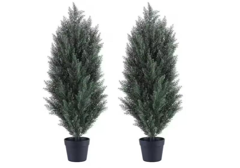 Holiday - PRIMROSE CARNATION LLC, National Tree Company - Est Retail $1,010- 1plt