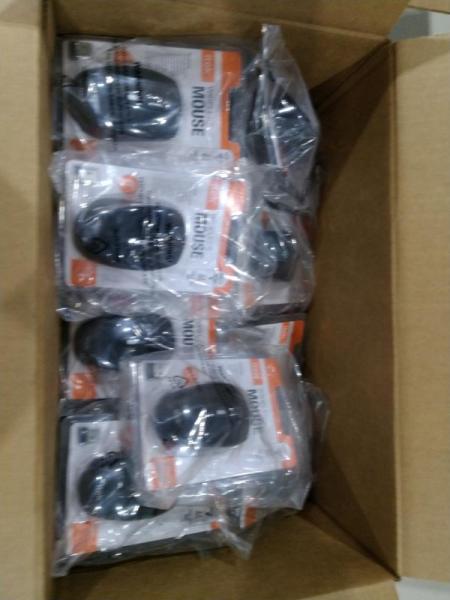 Four Packages of Itek Wireless Mice - MSRP $1,199