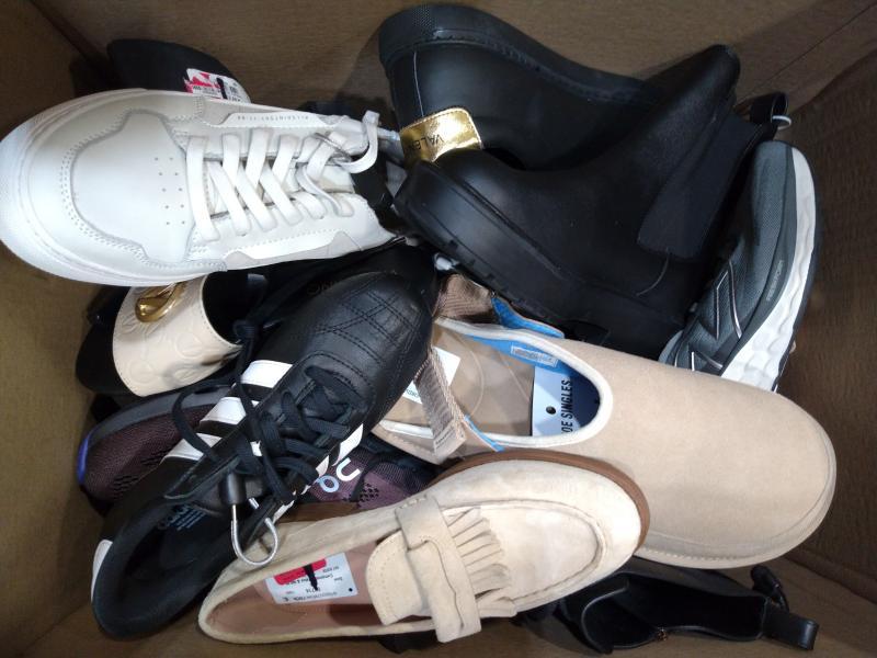Luxury Department Store - Single Shoes