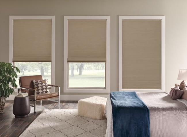 Doors & Windows - HDC - Est Retail $807- 1plt