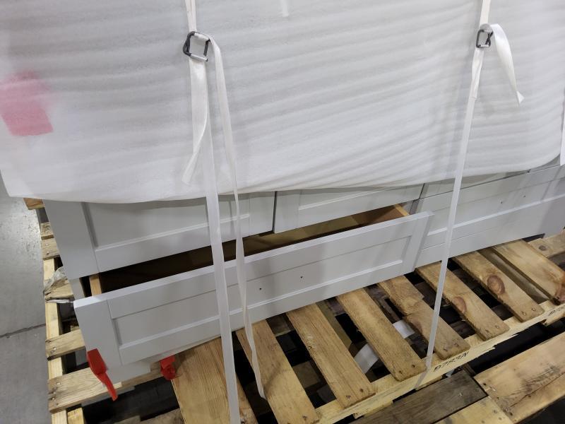 Assorted Home Decor - Est Retail $290