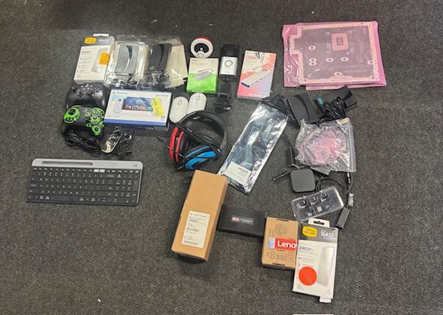 VR HEADSET, NINTENDO SWITCH, XBOX CONTROLLERS AND MORE!!