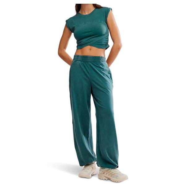 Truckload of Men's & Women's Athletic Apparel, Hydration & More - MSRP $169,171