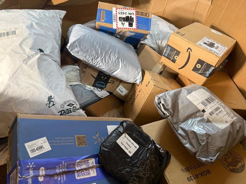 Mixed Undelivered Mail & Returned Merchandise Lots