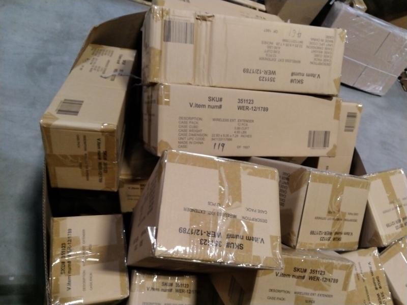 General Merchandise- Extender WiFi Range Extender Signal Booster up to 3000sq.ft - MSRP $3,671