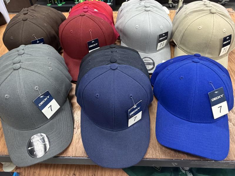 ASSORTED BRAND - Baseball Fitted and Snapback Hat MSRP: $15,976