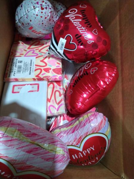 General Merch - Dr. Scholl's Insoles, American Crew Forming Cream, Just Play Cookie's Counting Jar - MSRP $6,580