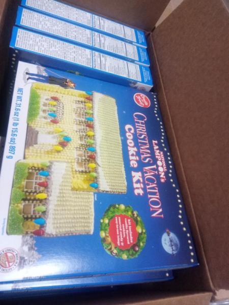 Grocery- Create A Treat National Lampoon's Baked Cookie House Kit Vanilla - MSRP $9,042