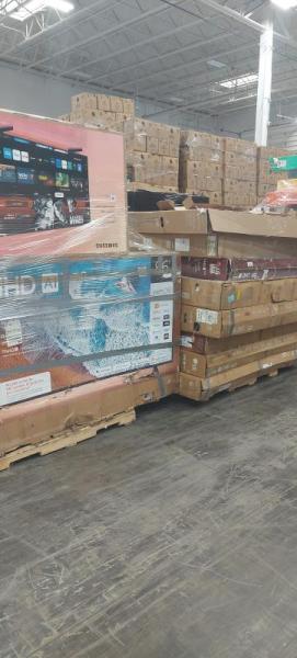 Assorted Lot of 15 Name Brand Manifested TVs Samsung, Vizio, LG &....