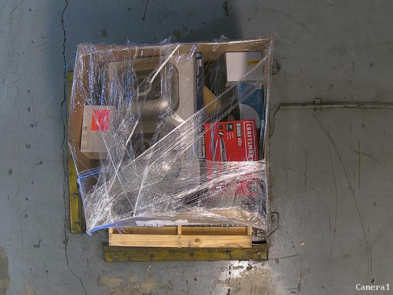 John Deere 100 Series Bagger, CRAFTSMAN BP510 51cc 600CFM Gas Backpack Leaf Blower, Harbor Breeze - MSRP $3,064