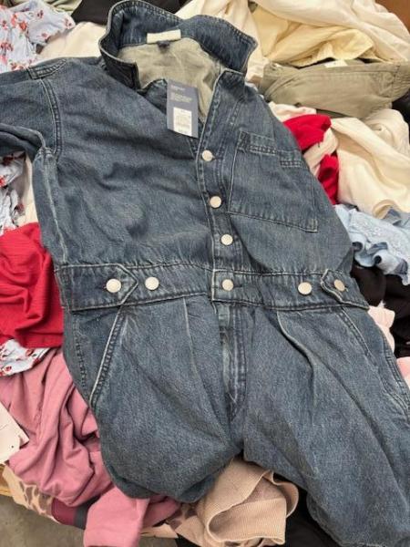 Womens Clothing (100/pc)