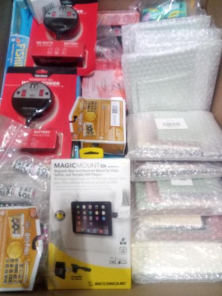 General Merchandise- VICHVVY 2PCS Large and small makeup bag, Scosche Magic Mount Rear Seat Headrest- MSRP $506