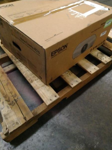 Epson Home Cinema 4010 4K PRO-UHD 3-Chip LCD Projector with High Dynamic Range - MSRP $2,499