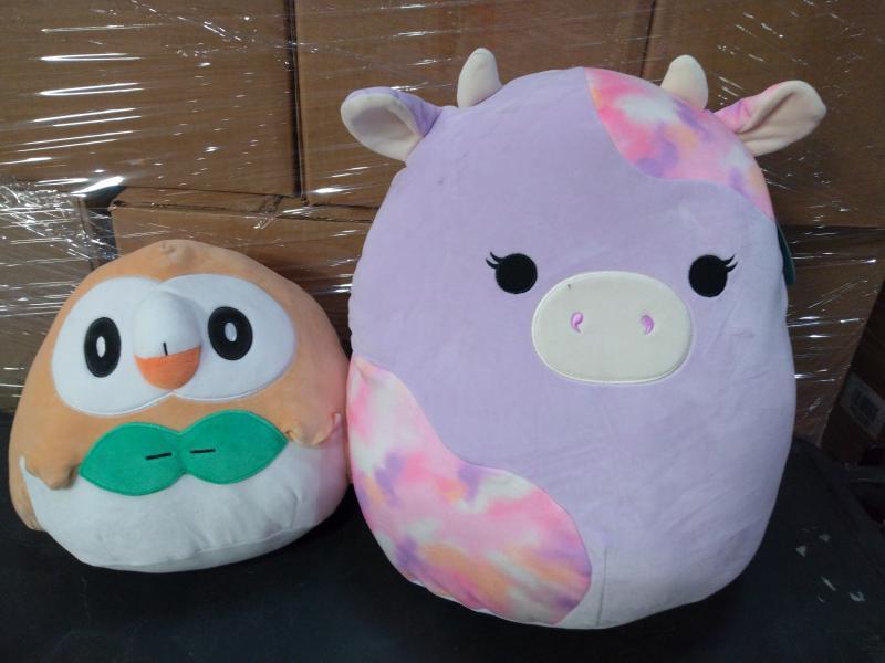 General Merch - Just Wireless Home Charger, Olay Eye Cream, Festive Voice Massaging Neck Pillow - MSRP $7,727