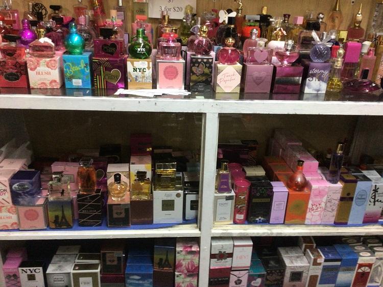 65 piece YEAR END OVERSTOCK Fragrances, Bath & Body Beauty Styles