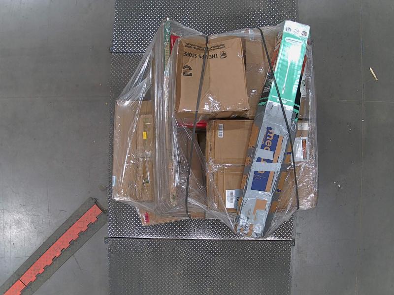 General Merchandise- Huffy Green Machine, Wooden Play Kitchen for Kids, Silonn Nugget Ice Maker - MSRP $2,129