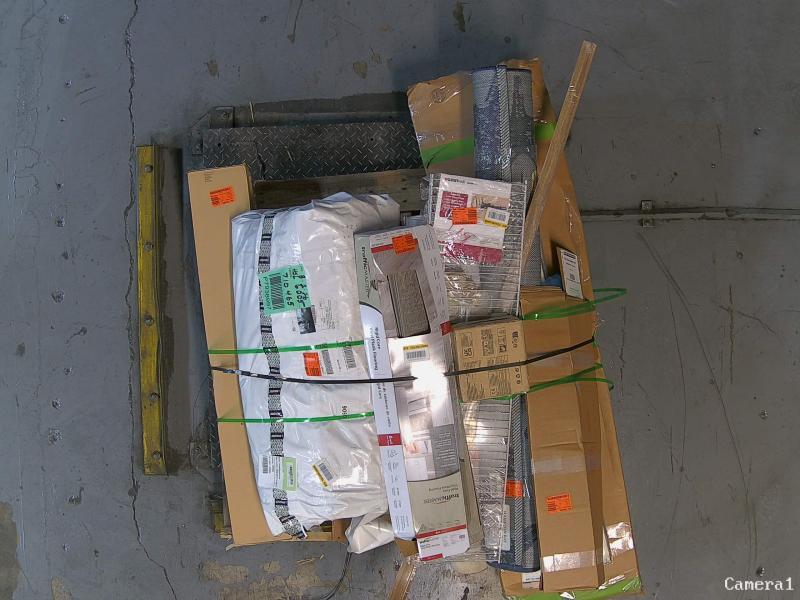 Flooring & Rugs- JONATHAN Y, Closet Evolution, Hampton Bay, Ivy Hill Tile, Daltile, HDC, Beverly Rug -Est Retail $1,412