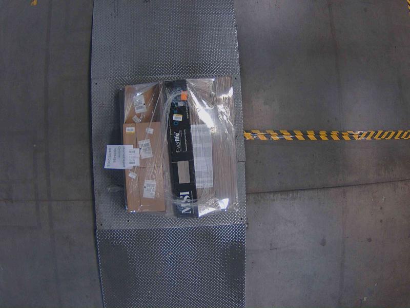 Flooring & Rugs - MSI Elegante White Pinwheel Mosaic Floor/Wall Tiles, Marazzi, A&A Surfaces - Est Retail $949- 2plts