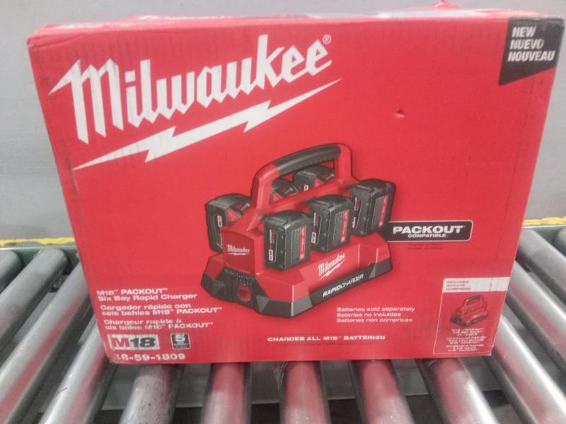 Unprocessed Manifested AMZ LPN Pallet - Bio Bidet BB2000 Bliss Electric Bidet Toilet Seat, Milwaukee - MSRP $2,921