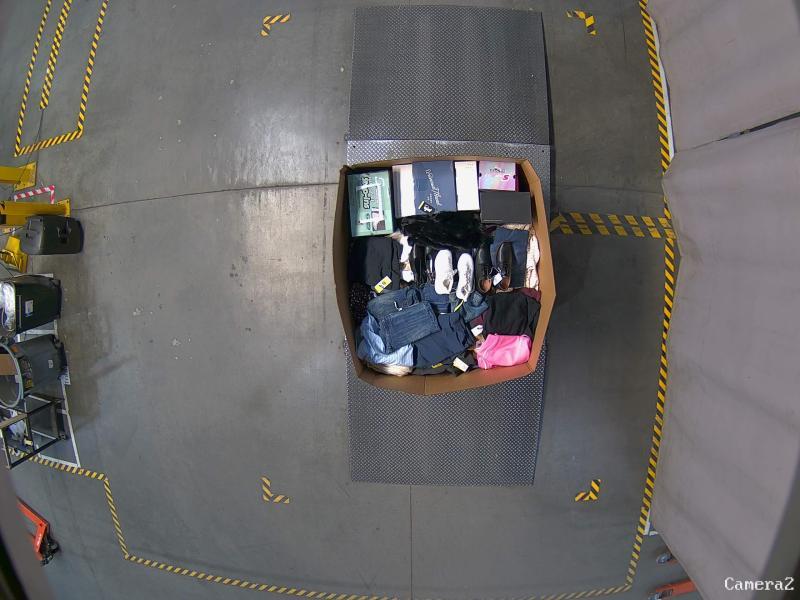 Apparel - Haggar, Reebok, Levi's, Mario, Goodfellow & Co., Wild Fable - Est Retail $8,784