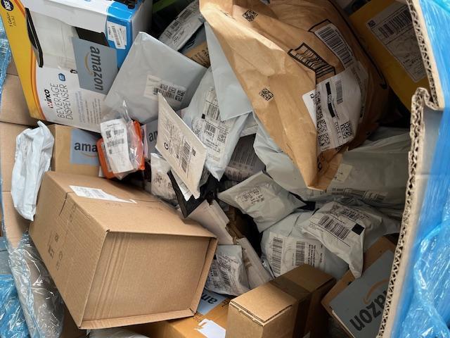 Assorted Lost Mail, Undelivered Post, Wholesale Packages Merchandise Returns