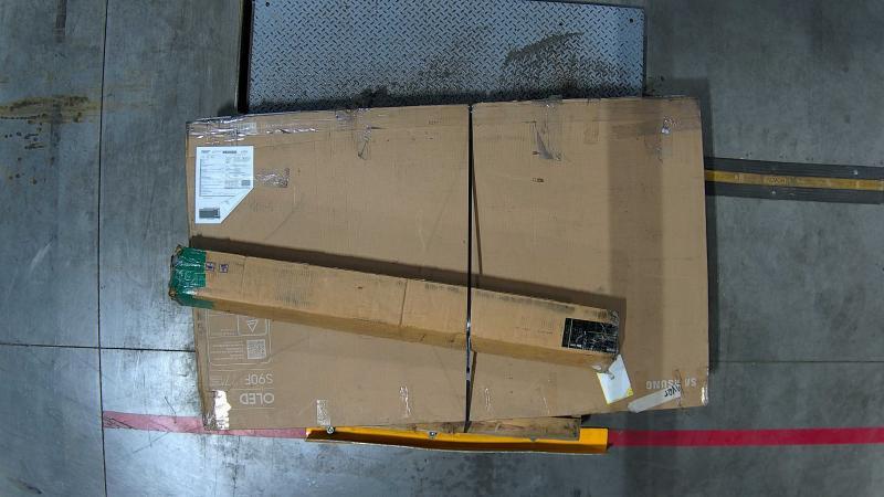 Pallet of Salvage Assorted Electronics