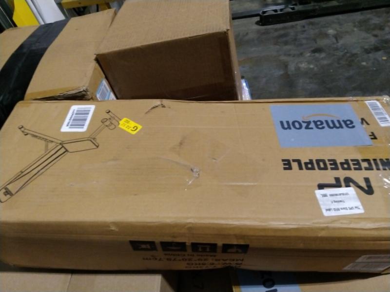 General Merchandise- Tiny Land Doll House, Flacchi Outdoor Star String Lights, CWDOlROI Towel Warmers - MSRP $2,166