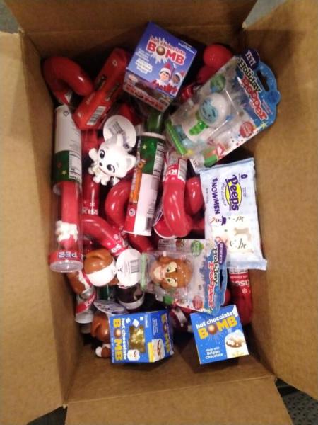 Grocery - Kinder Chocolate Calendar, Quaker Oats 1 Minute Oatmeal, Ghirardelli White Chocolate Squares - MSRP $9,825