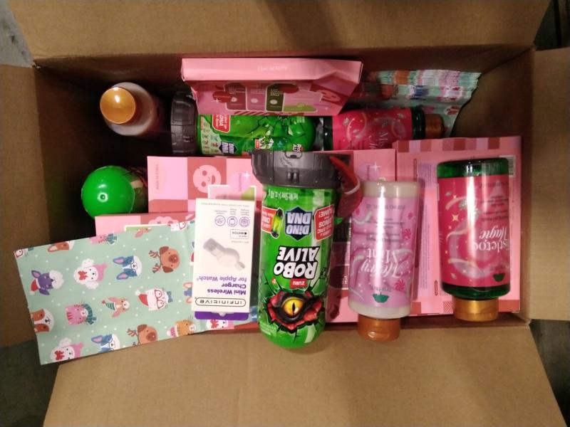 General Merch - Olay Sunscreen, JLab Go Pods Earbuds, Copper Fit Ice Gloves - MSRP $9,561