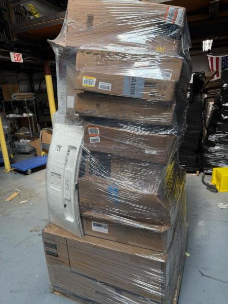 Monitors - Sony, Asus, Alienware, Gigabyte, Dell - MSRP $9,517