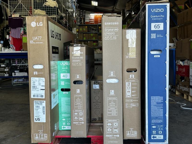 TVS- LG, SAMSUNG, VIZIO, -QTY 6- MSRP $2,415