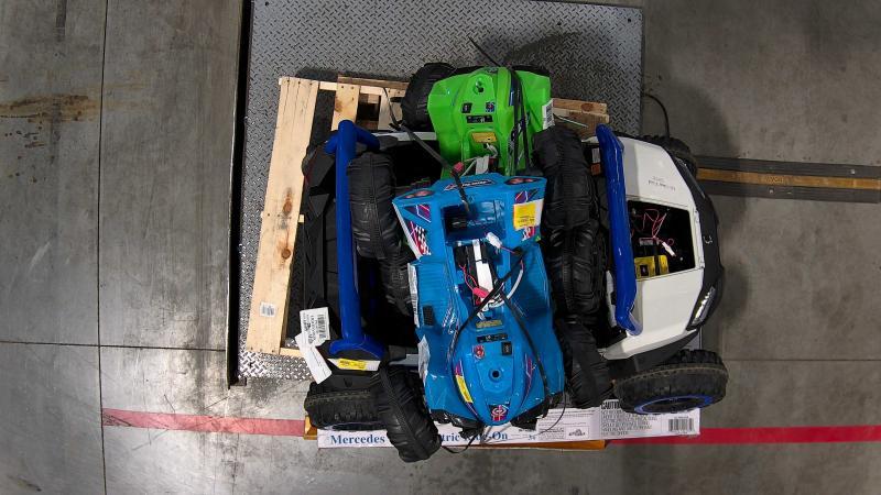 Power Wheels 12V FROZEN MERCEDES, GATOR RIDE ON - MSRP $833