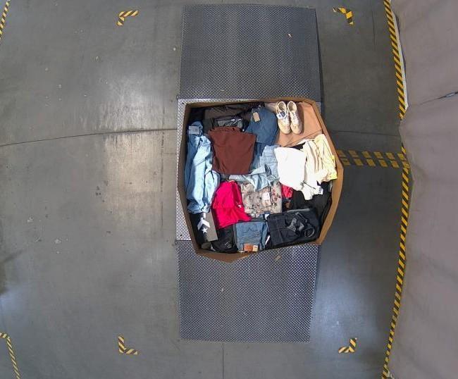 Apparel - Levi's, KBB by Kahlana, Converse, Universal Thread, Houston White - Est Retail $9,820