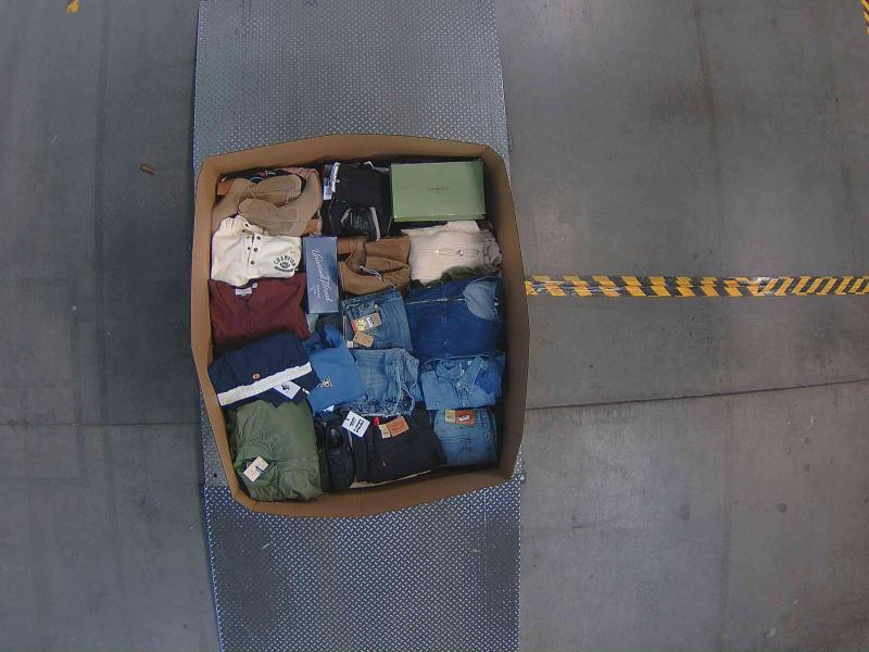 Apparel - KBB by KAHLANA Jean, Levi's Barrel Jeans, Converse Sneakers - Est Retail $8,336- 1 plt