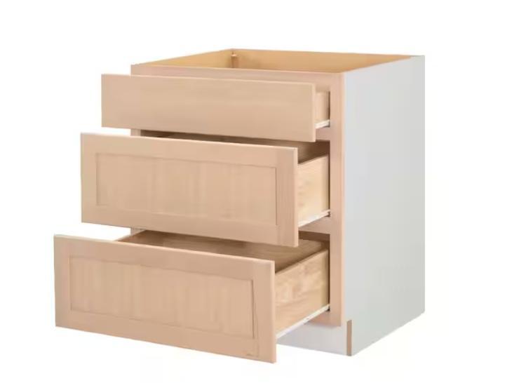 Mixed Lot - Hampton Bay - Est Retail $1,343- 3plts