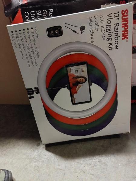 CAMERA ACCESSORIES 150 Sunpak, Digipower RETAIL $9790